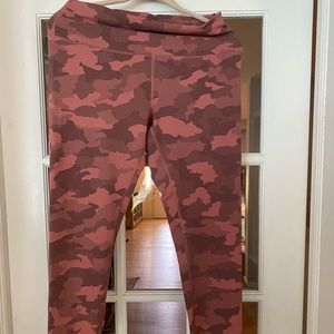 Lululemon camo leggings in cool colors…